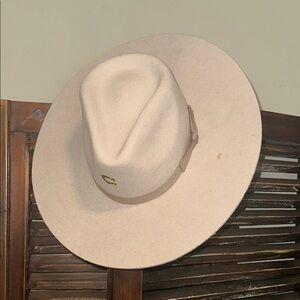 Cream Western Hat with Wide Brim and Pinched Crown